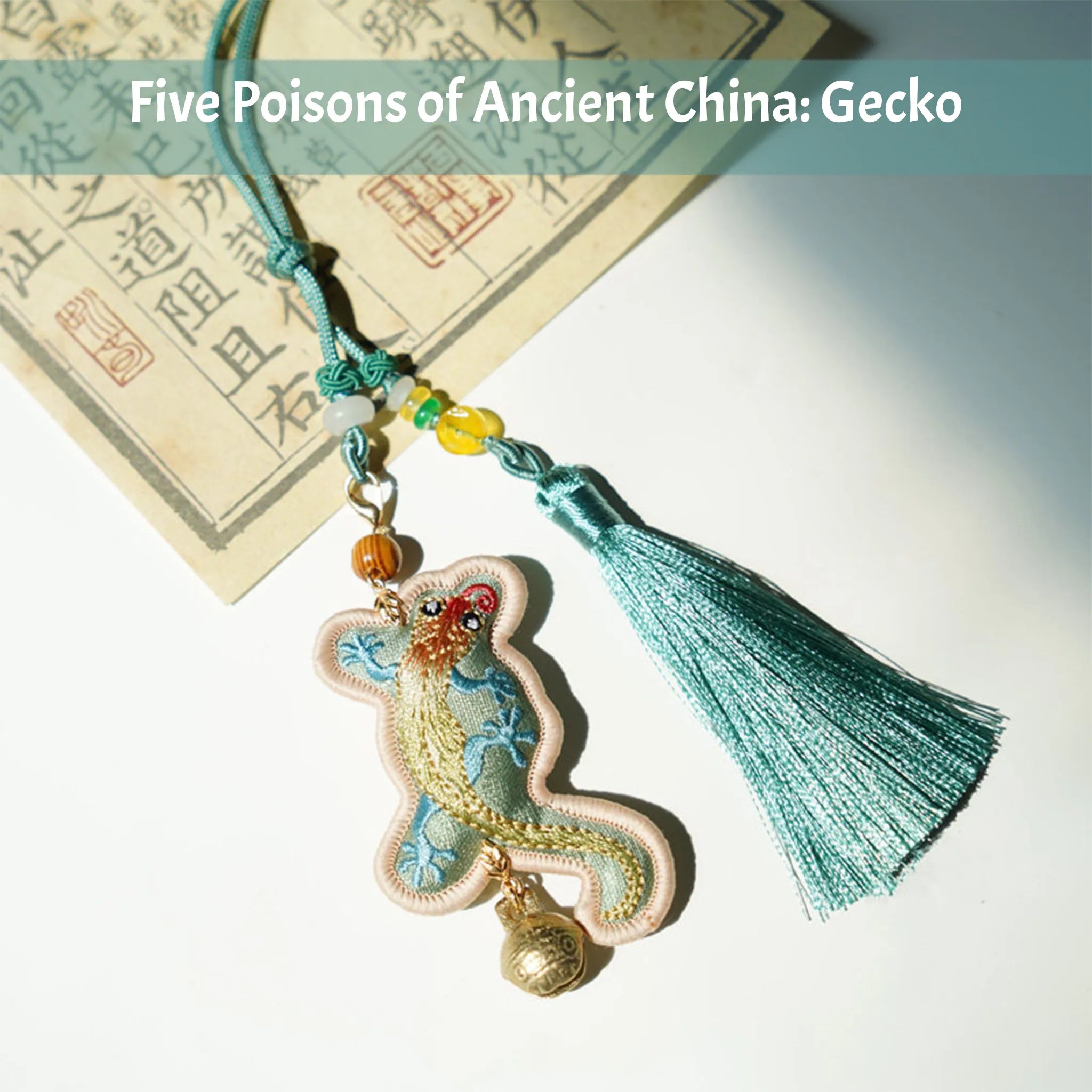 Hanfu Step-Pendant & Mugwort Sachet - Embroidered ‘Five Venoms’ Talisman, Detachable Ancient Chinese Accessory for Dragon Boat Festival