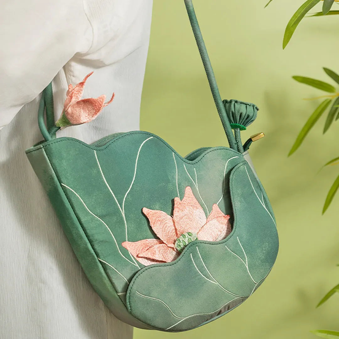New Chinese Style Embroidered Cotton Pouch/Bag